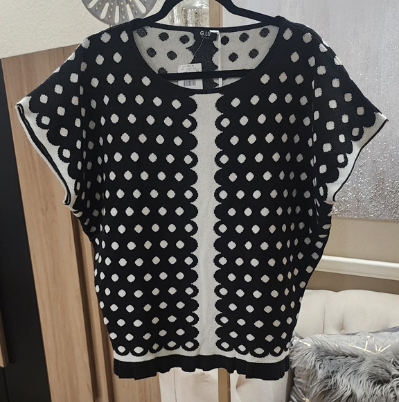 NEW!! Elegant Black & White Patterned Sweater Top, SZ XL / 42 (Italian Manufact) - Picture 1 of 7